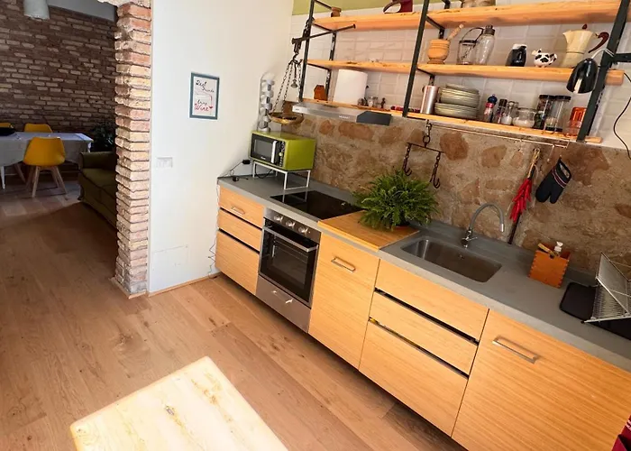 Monteverde16 - Quiet Loft - Garden & Pets